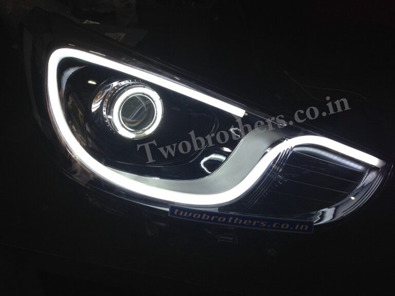 Verna Fluidic Projector Headlights With Daytime Running Lights Car